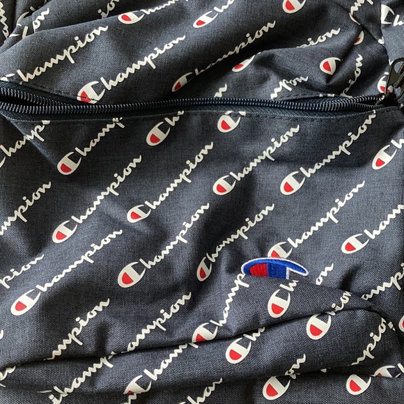 Kids Champion backpack NWOT - Picture 2 of 6